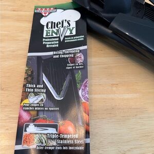 Chef's Envy Mandoline Slicer - Black